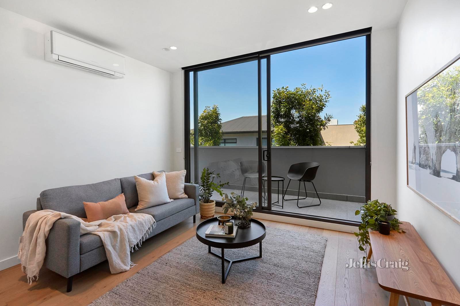 102/69 Newry Street, Prahran image 3