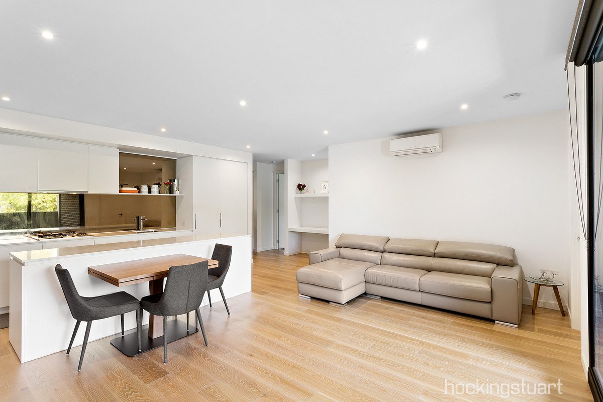 102/721 Toorak Road, Kooyong image 1