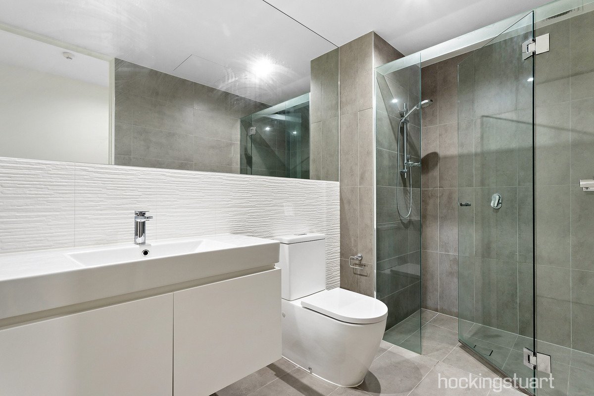 102/721 Toorak Road, Kooyong image 4