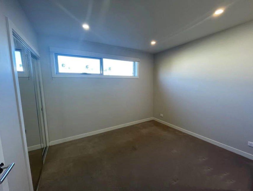 102/81 Thames Street, Box&nbsp;Hill image 7