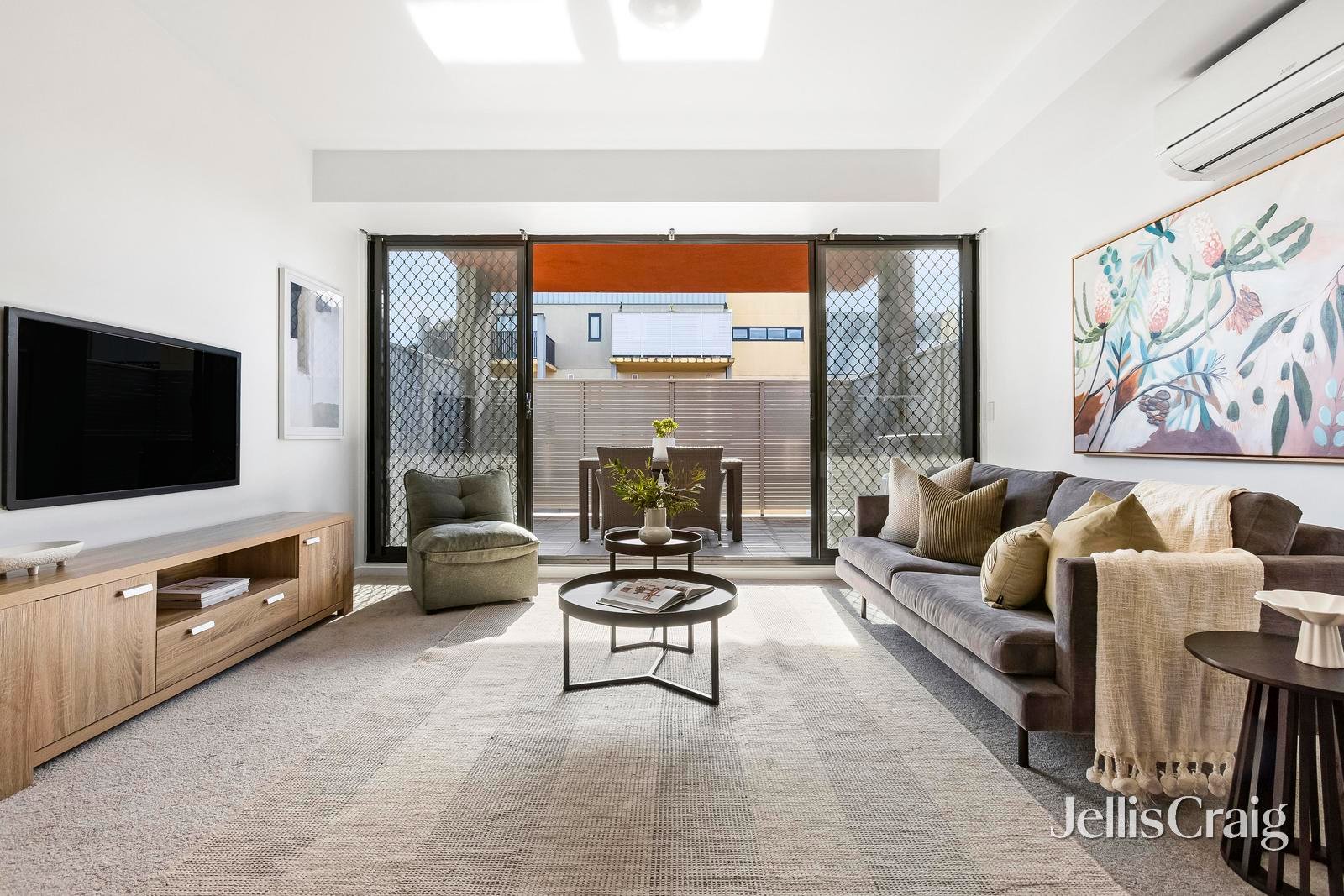 102/82 Epping Road, Epping image 5