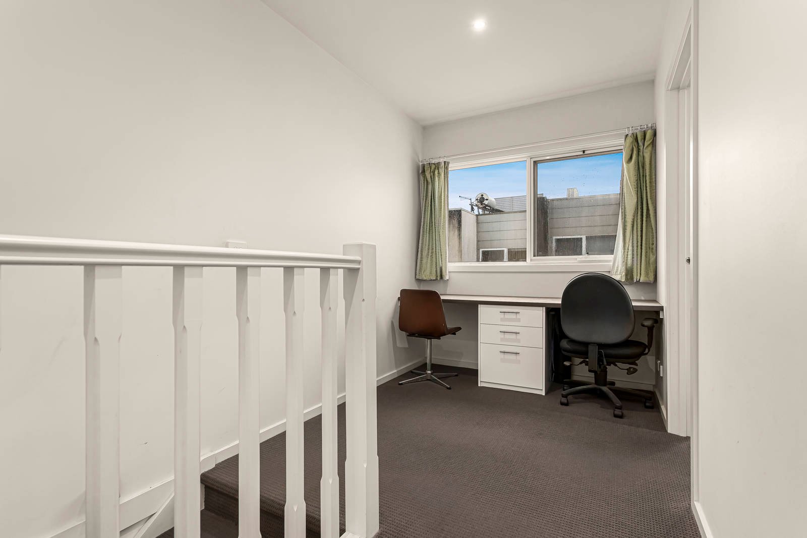 Property Gallery Thumbnail 6
