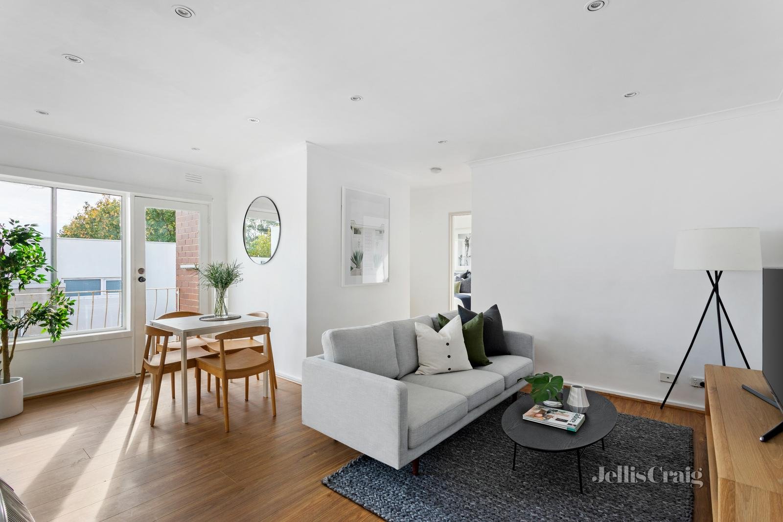 10/29 Carroll Crescent, Glen Iris image 2