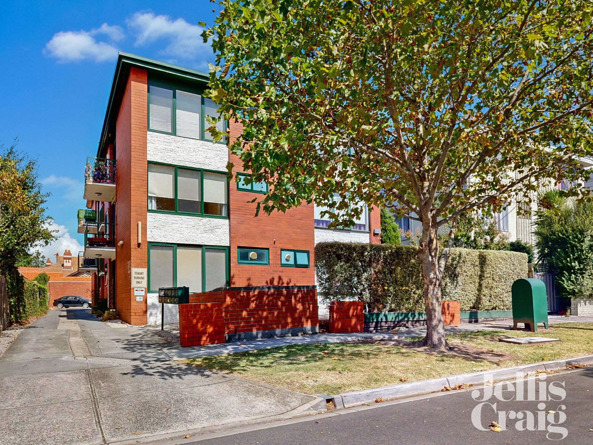 10/29 Raleigh Street, Essendon image 1