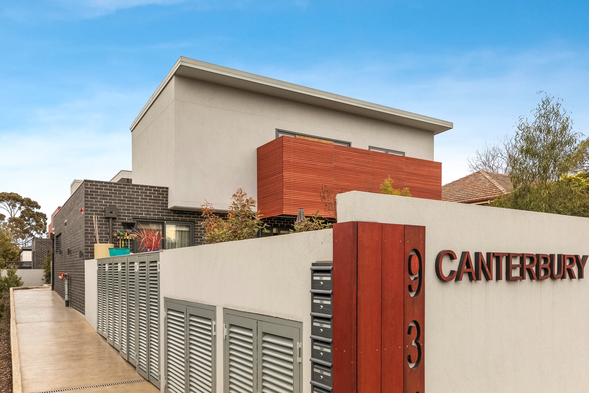 Property Gallery - Main Image