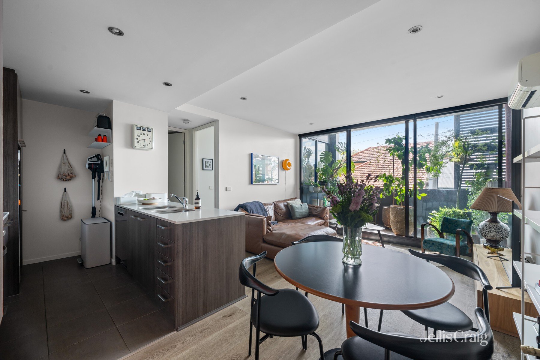 102/96 Charles Street, Fitzroy image 2