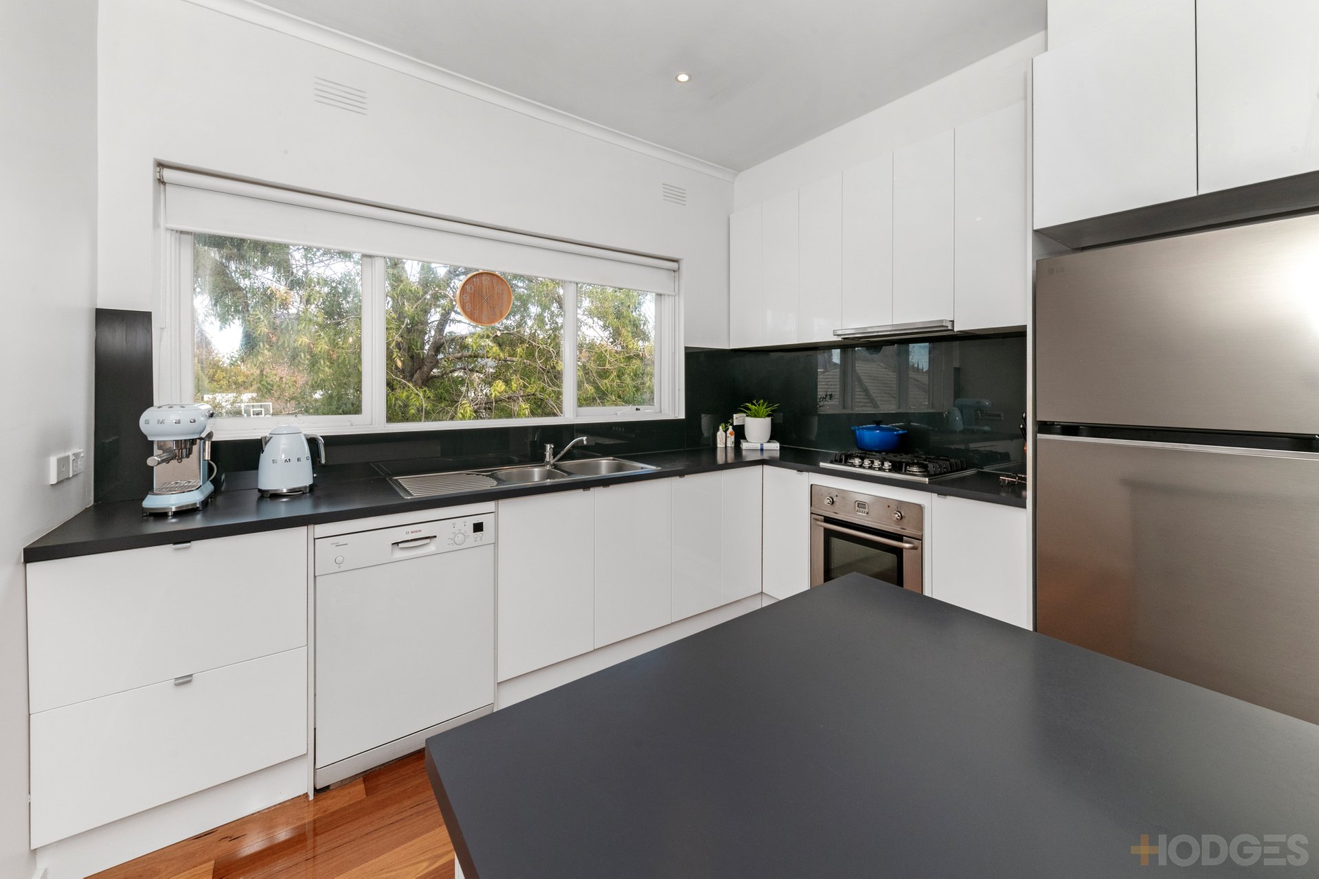 10 / 297 St Kilda Street Brighton