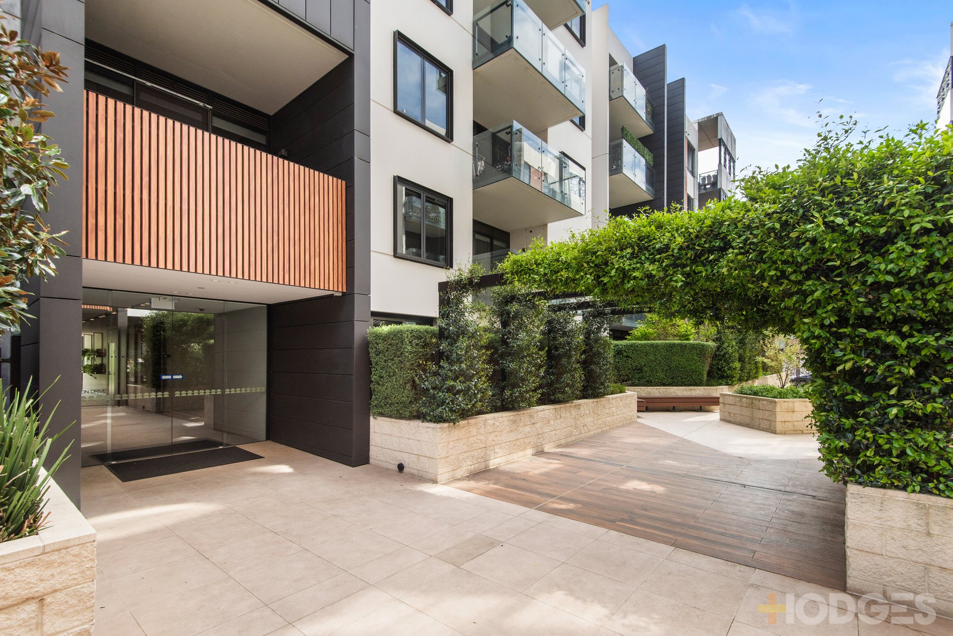 102 / 9B Remington Drive Highett