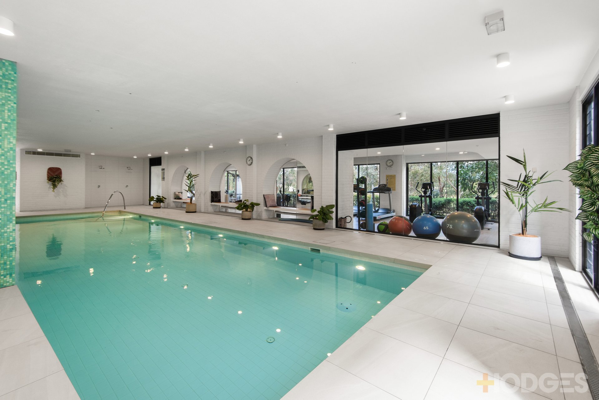 102 / 9B Remington Drive Highett