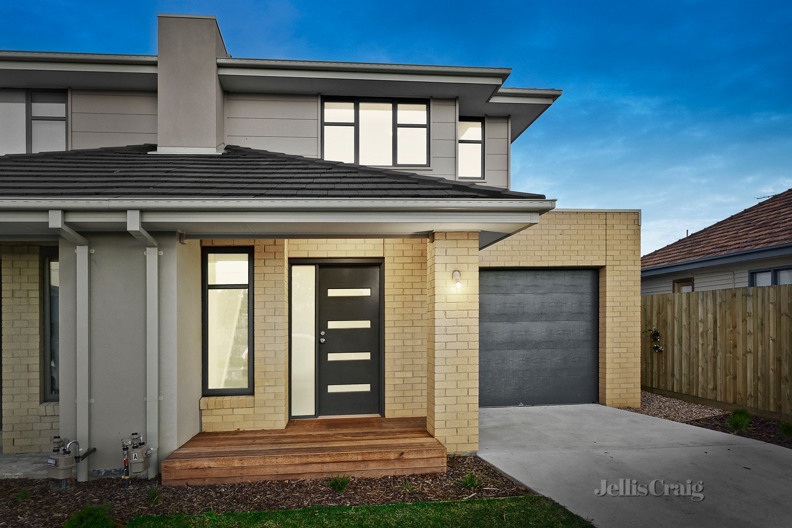 102A Mackie Road, Bentleigh East image 1