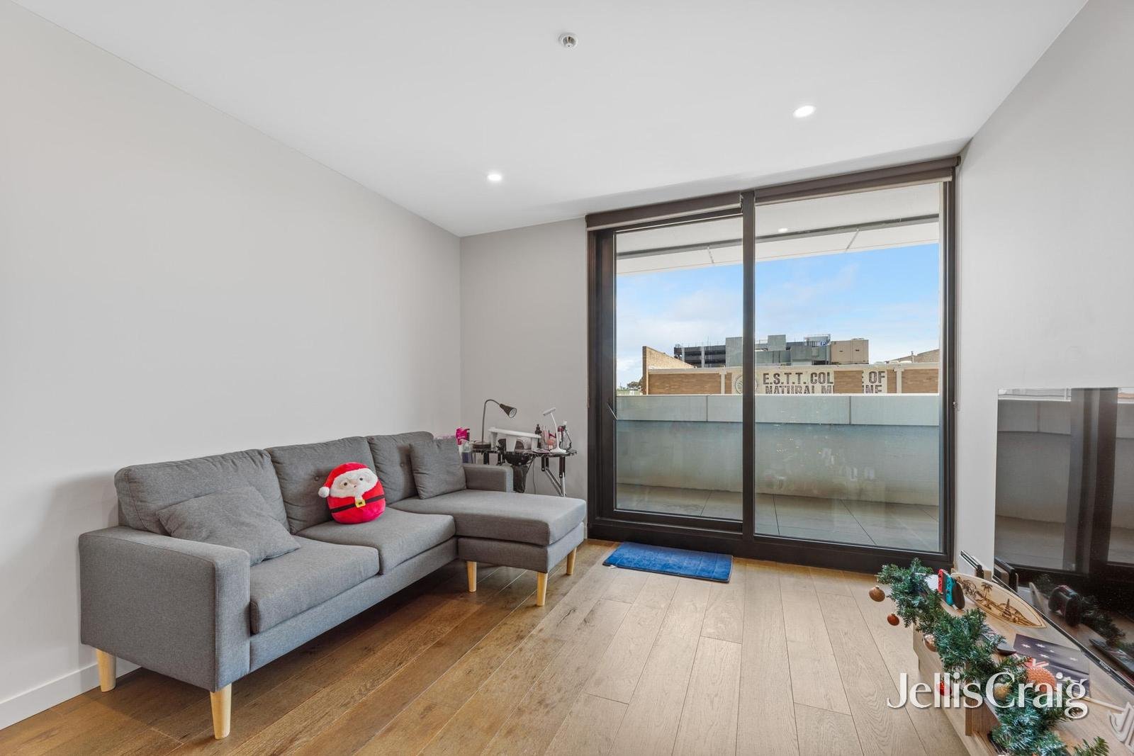 103, 519/52-54 O'Sullivan Road, Glen&nbsp;Waverley image 9