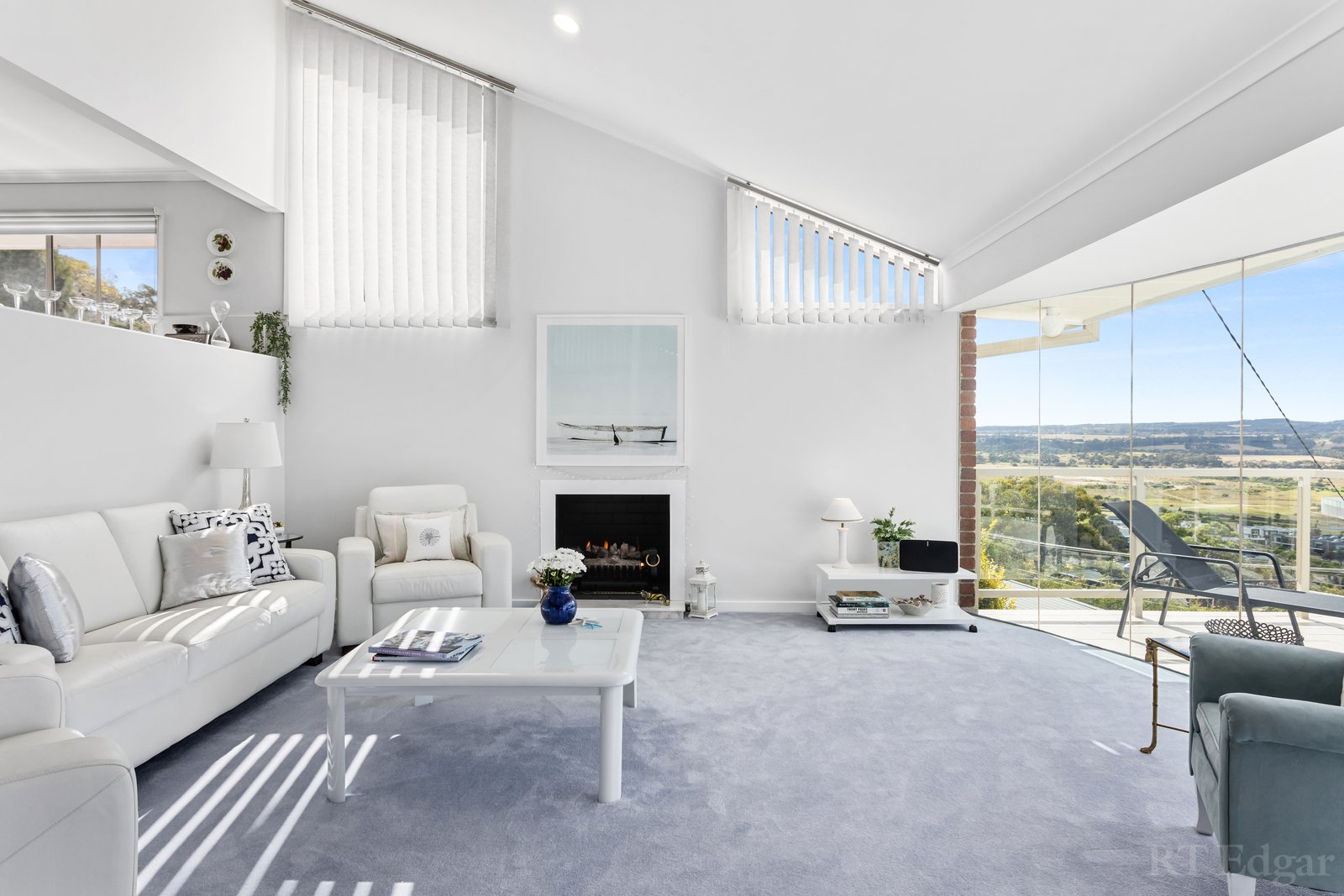 Property Gallery Thumbnail 3