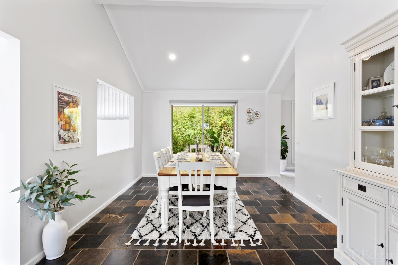 Property Gallery Thumbnail 6