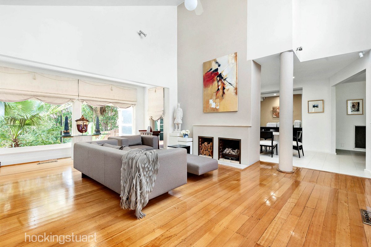 103 Longview Road, Balwyn North image 2