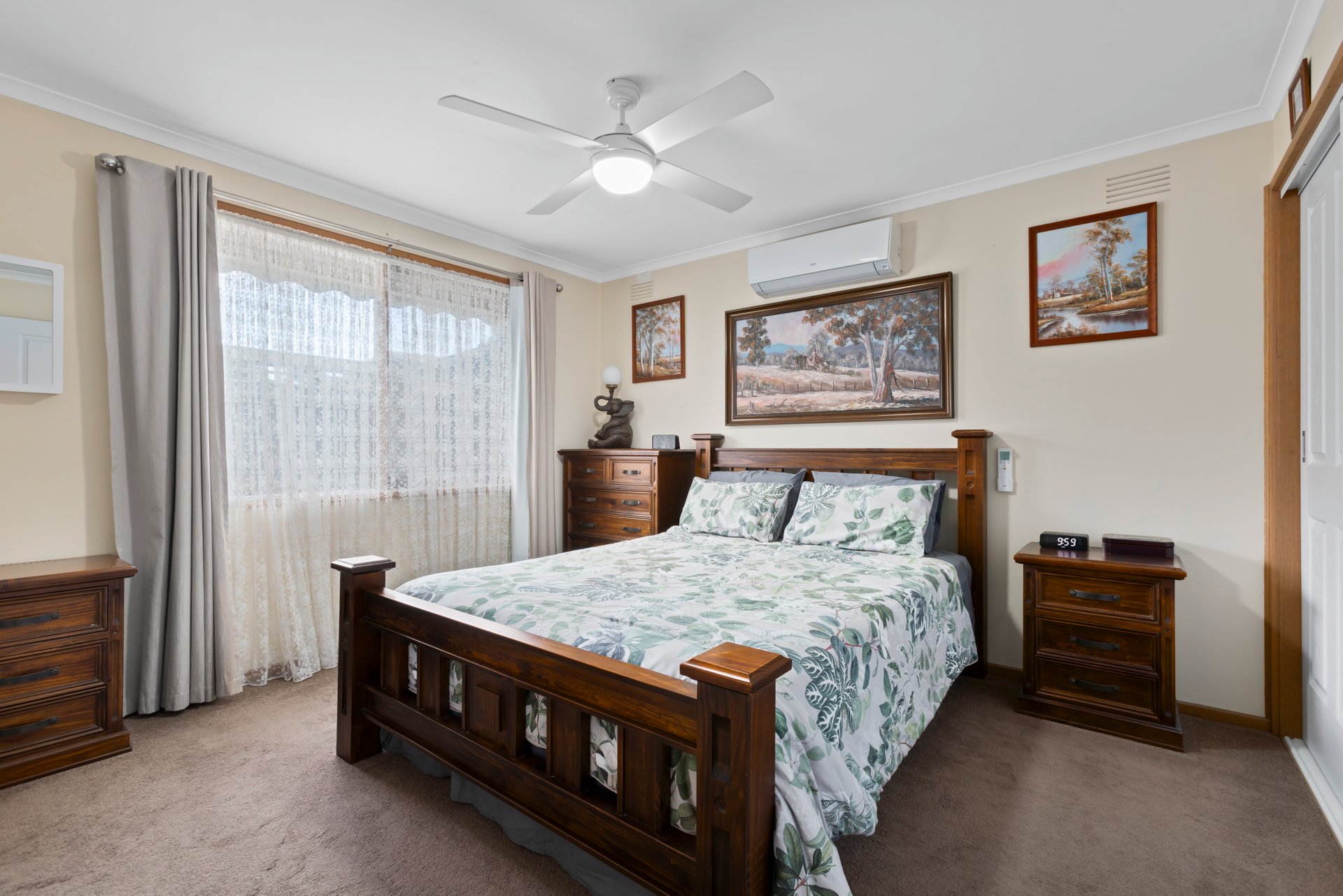 103 Solar Drive, Whittington image 4