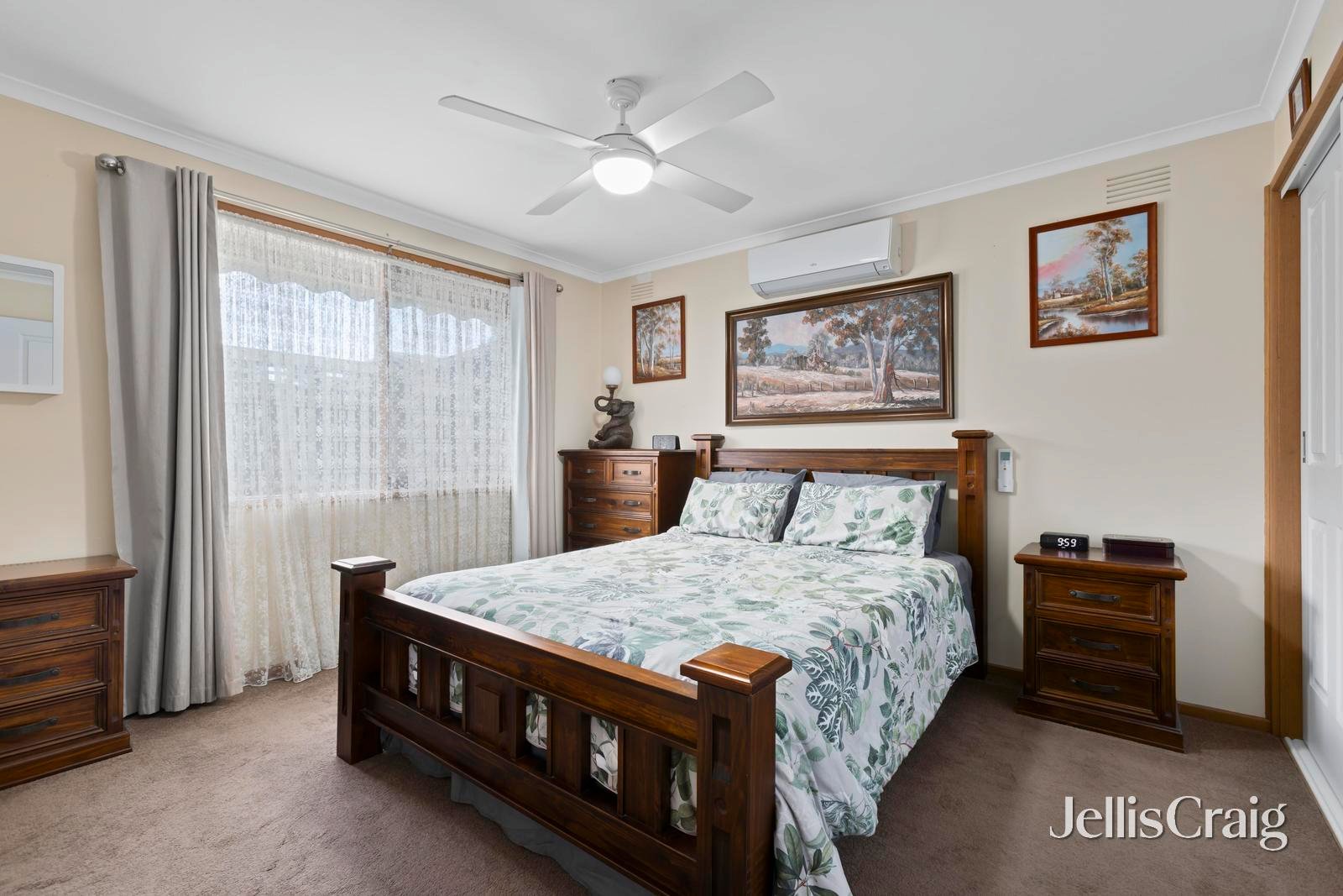 103 Solar Drive, Whittington image 4