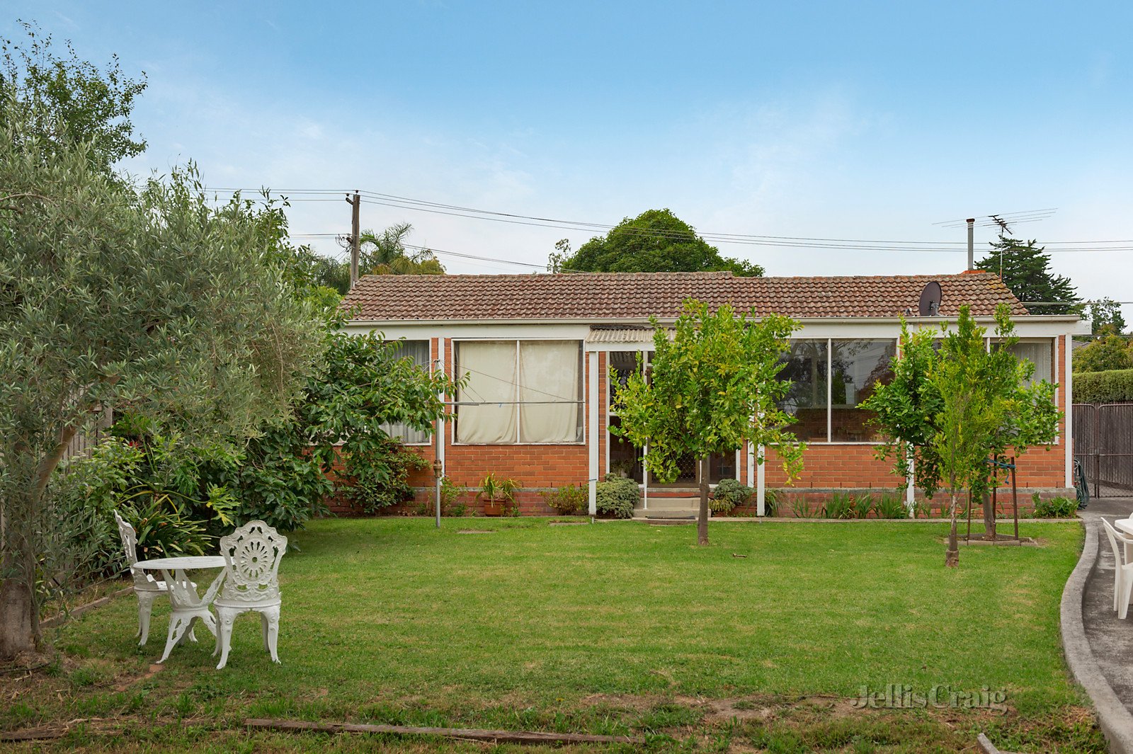 103 Willow Bend, Bulleen image 12