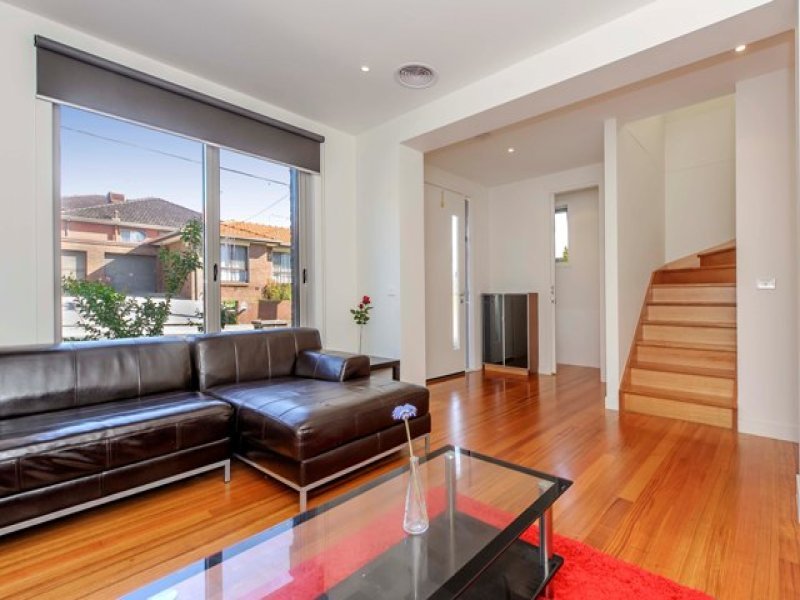 103 Woodhouse Grove, Box Hill North image 4