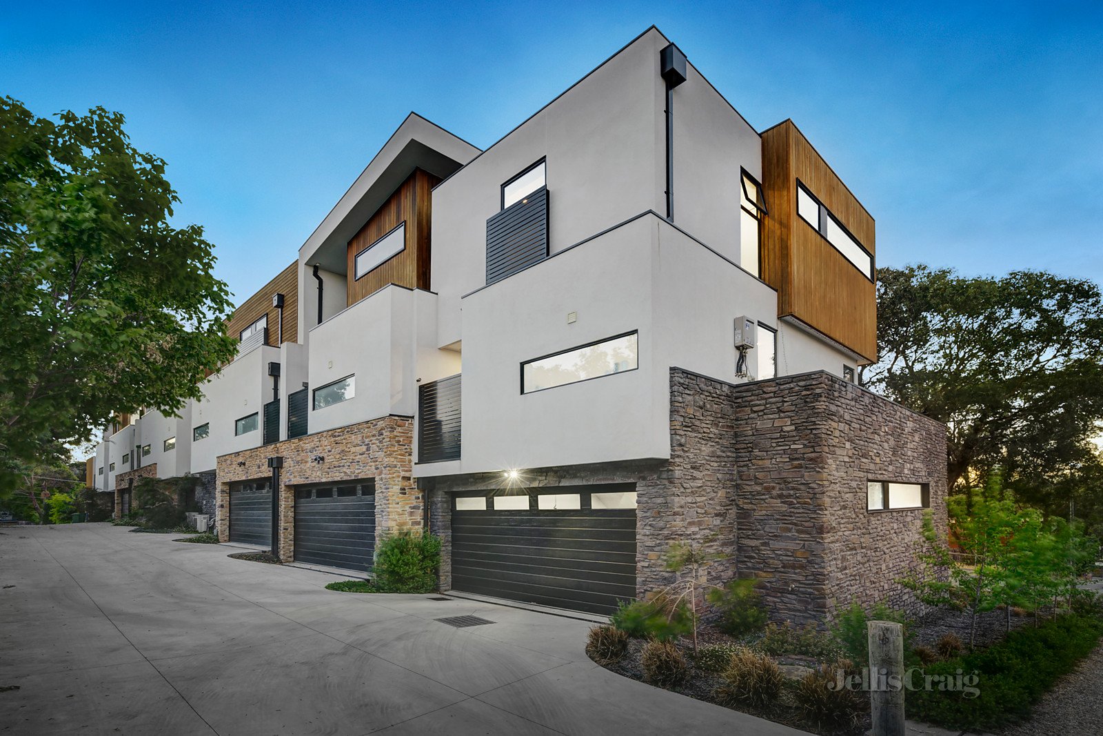 10/31 Dudley Street, Eltham image 1