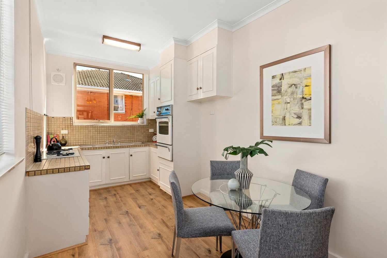 Property Gallery Thumbnail 3