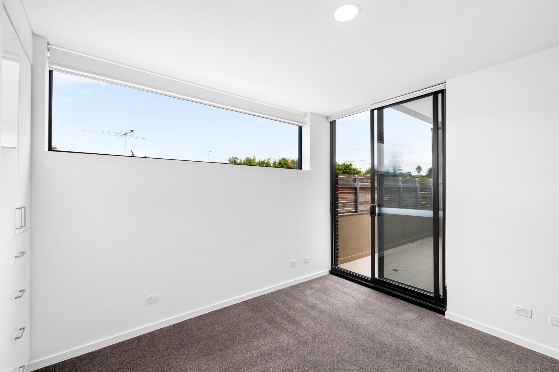 Property Gallery Thumbnail 5