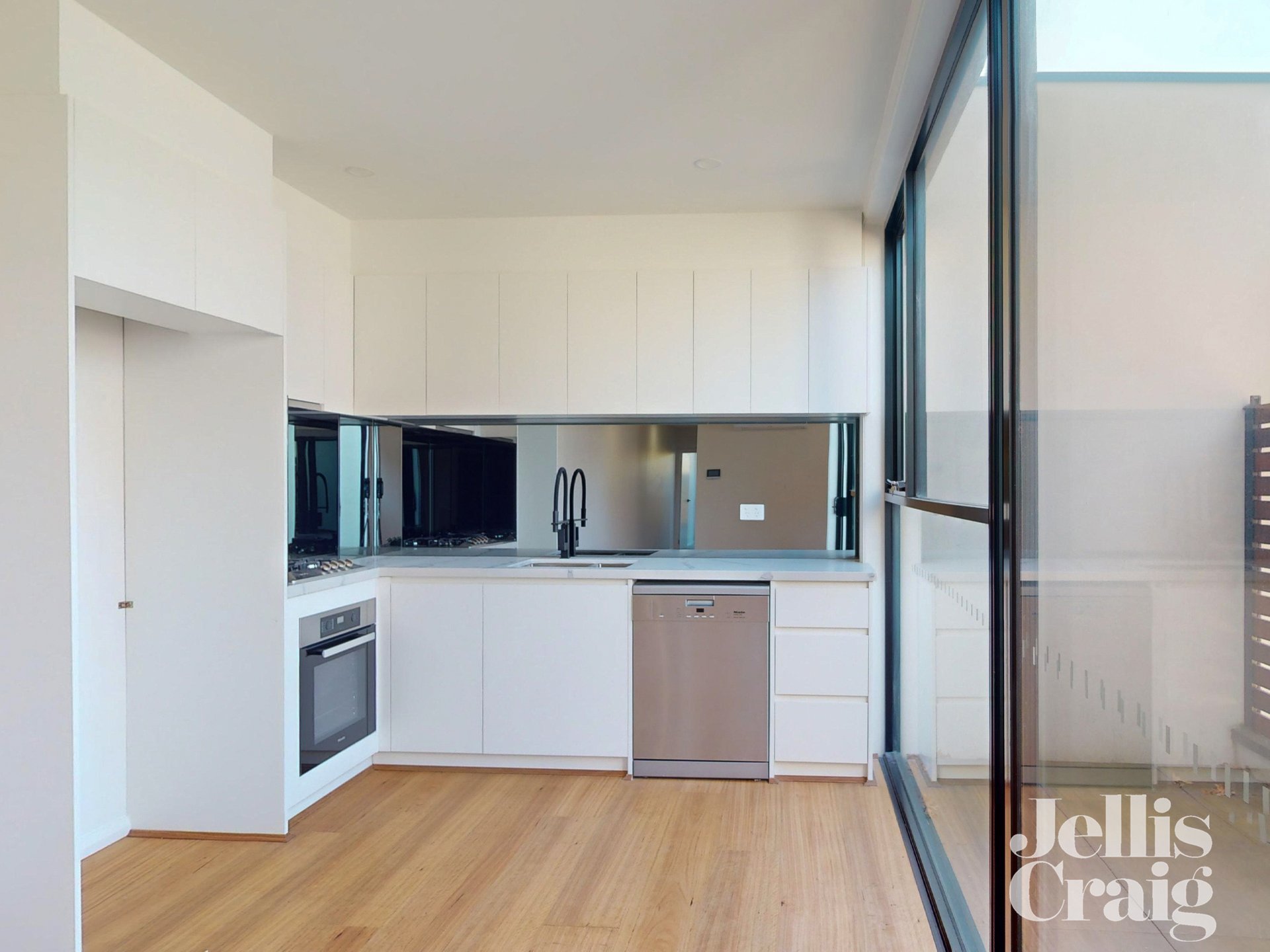 103/1282 Toorak Road, Camberwell image 2