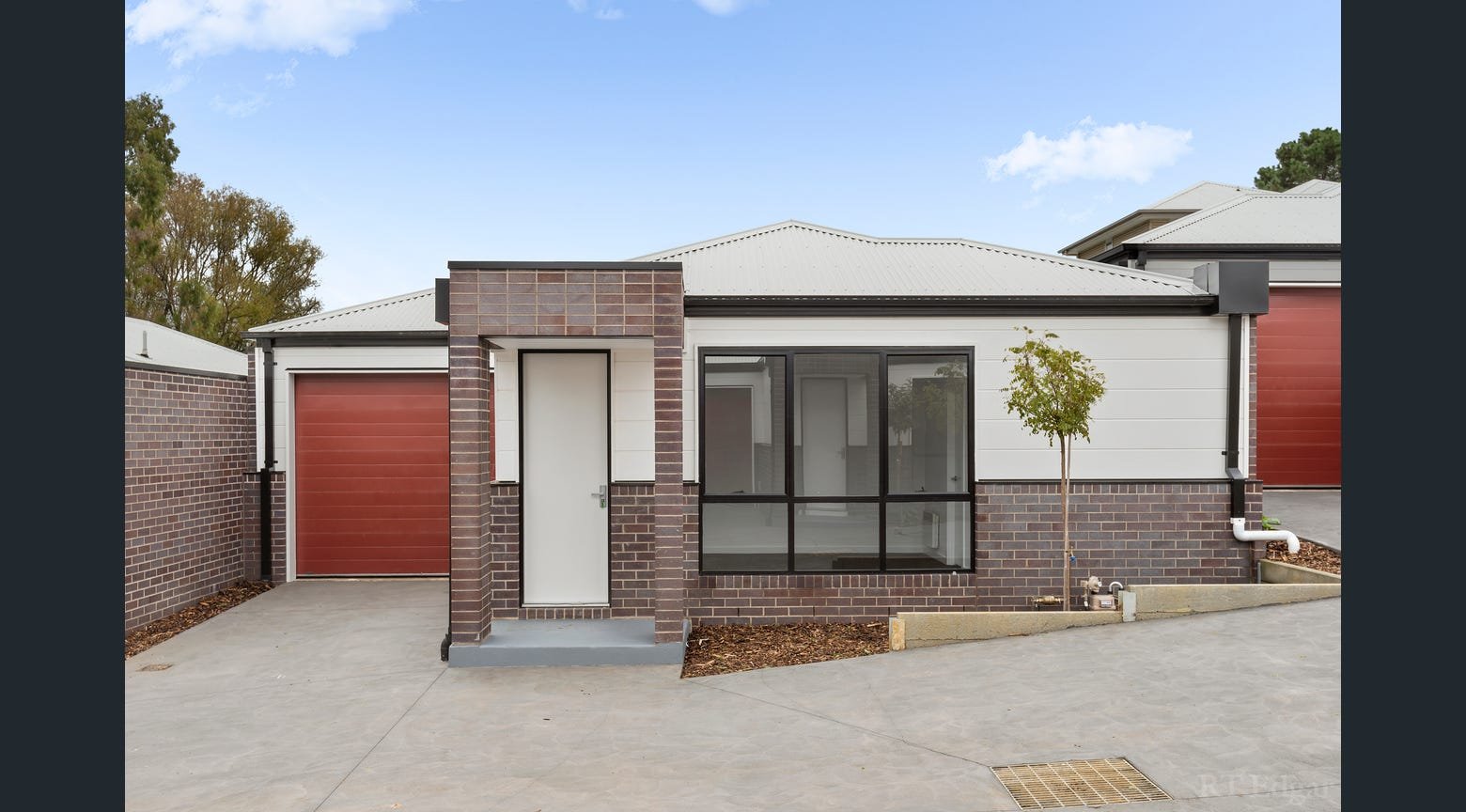 Property Gallery - Main Image