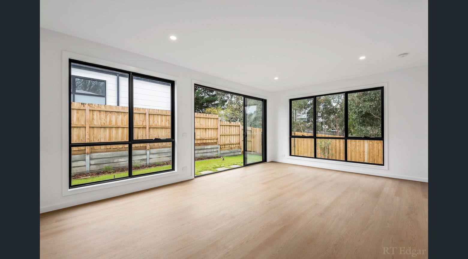 Property Gallery Thumbnail 2