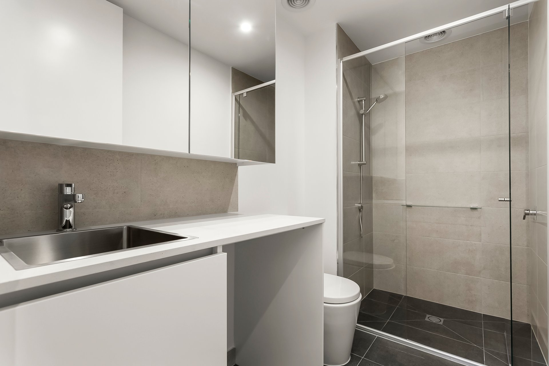 Property Gallery Thumbnail 4