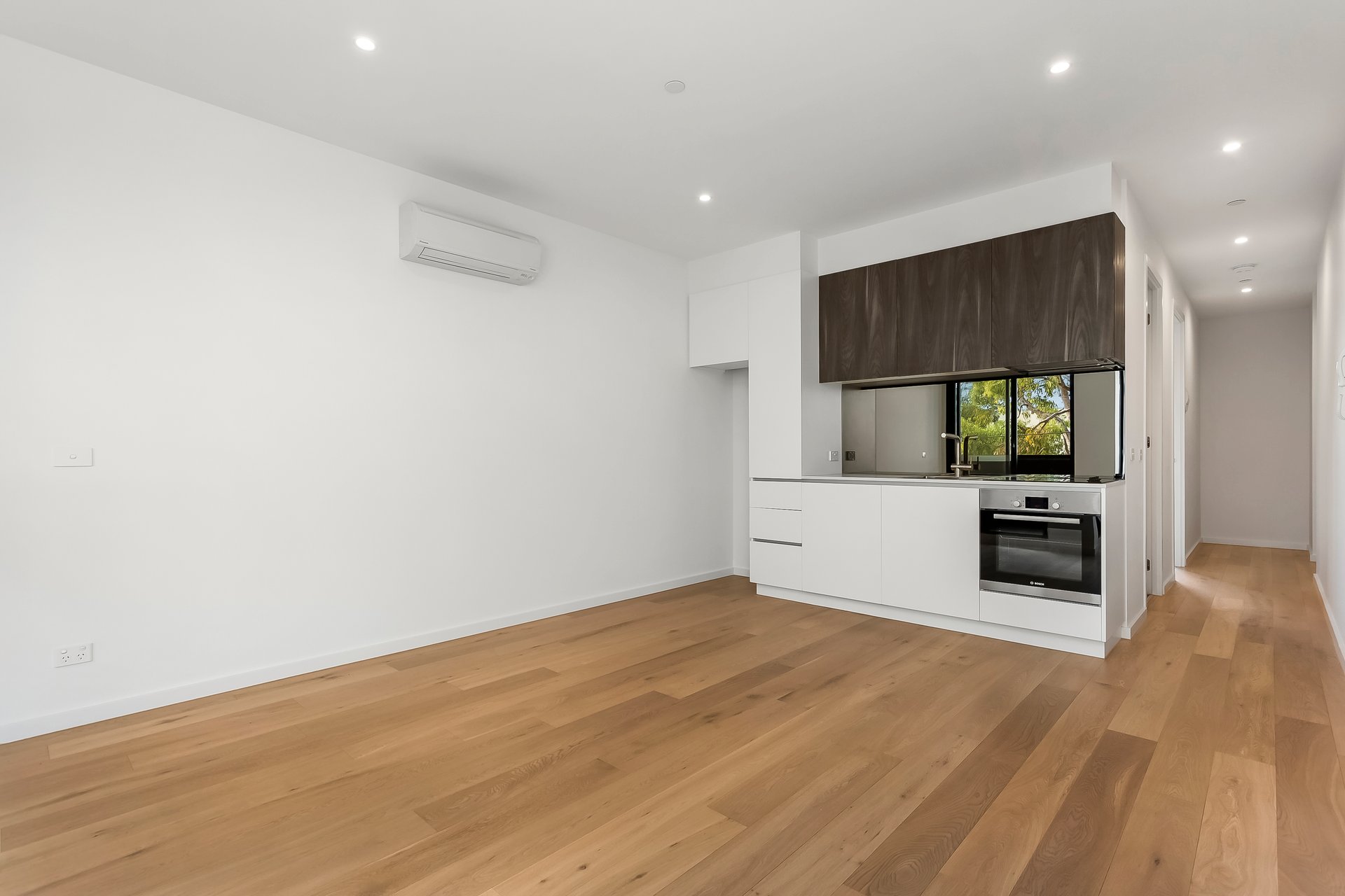 Property Gallery Thumbnail 2