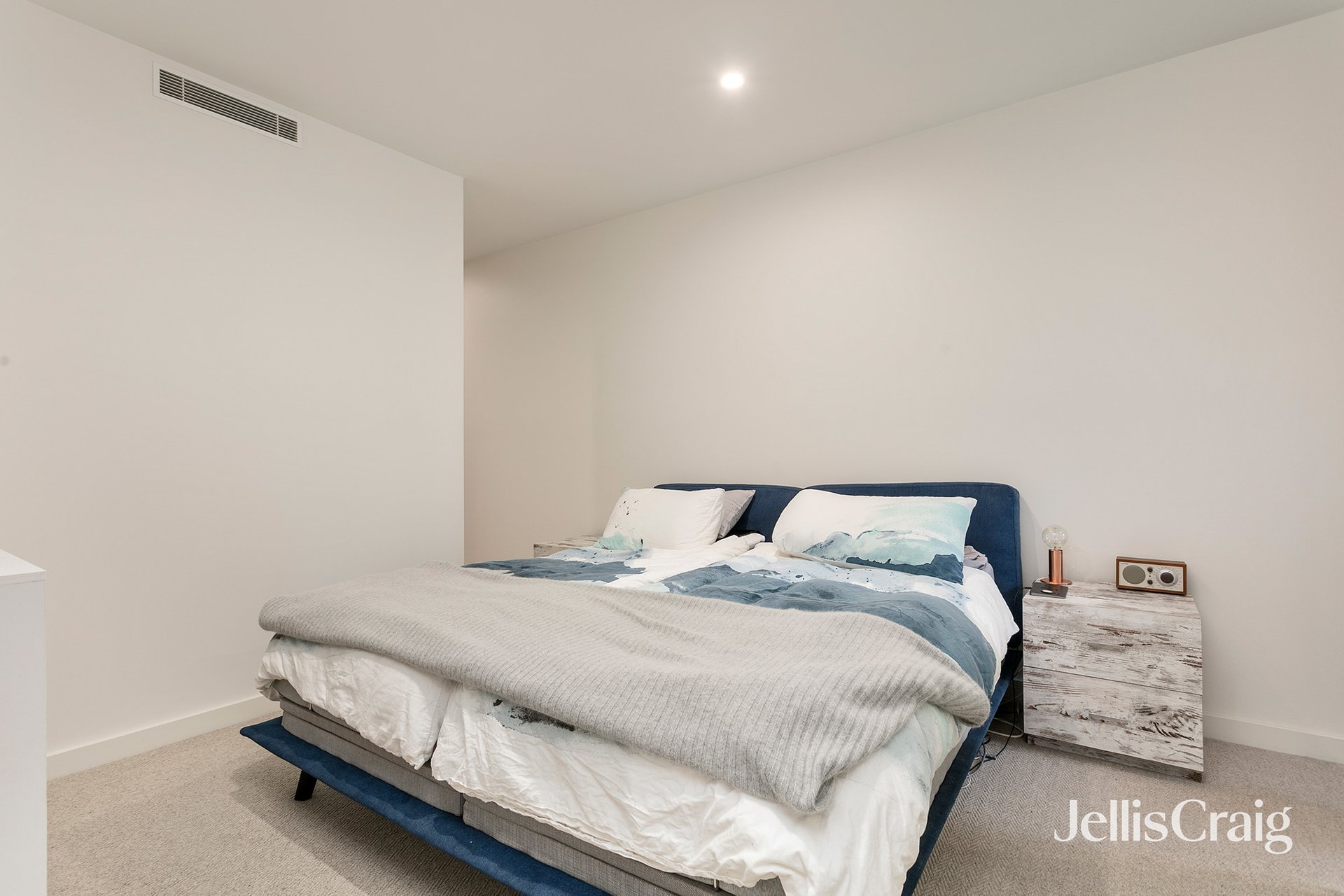 103/29 Foam Street, Elwood image 12