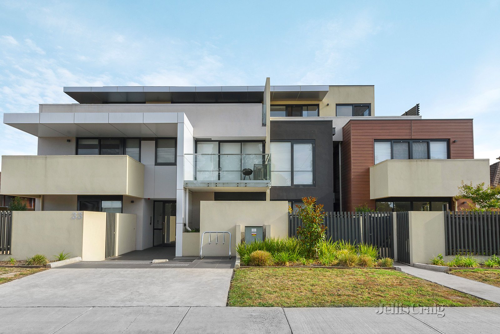 10/33 Queens Avenue, Doncaster image 5