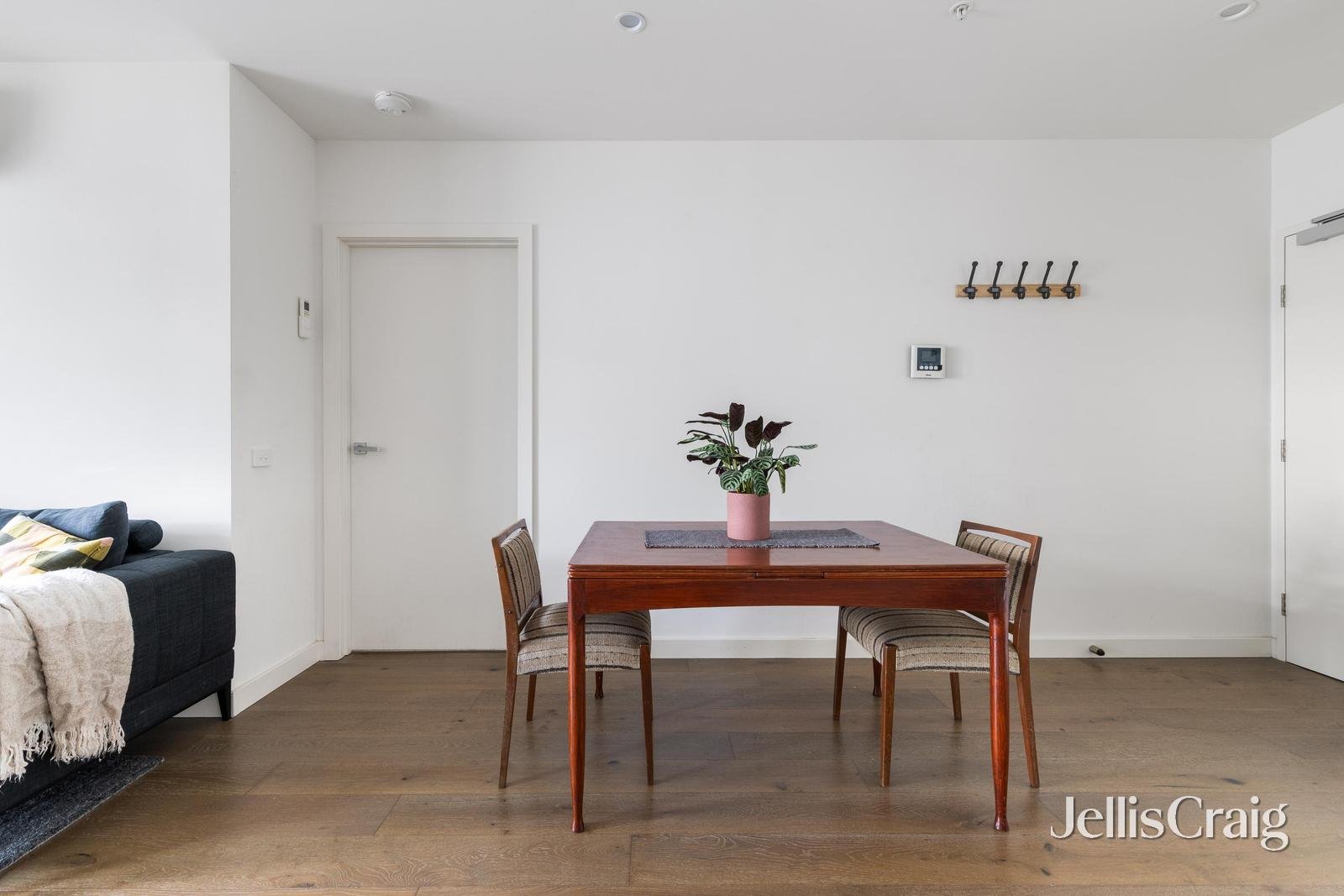 103/31 Grimshaw Street, Greensborough image 5