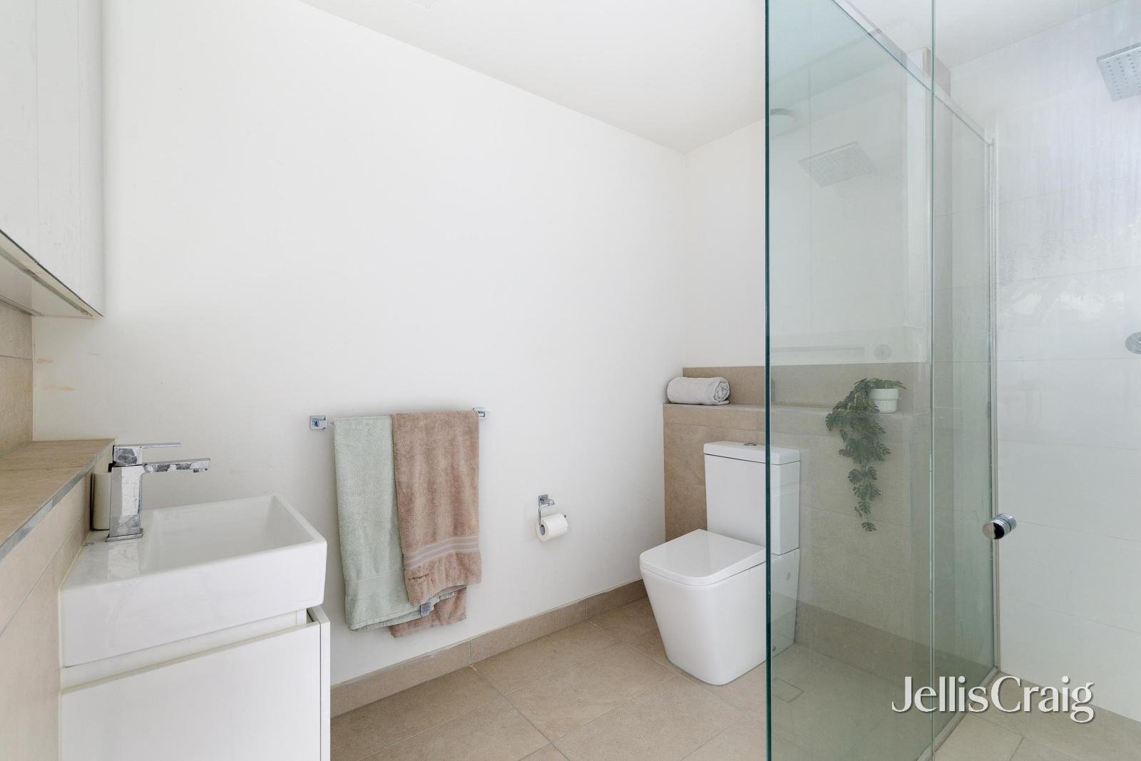 103/31 Grimshaw Street, Greensborough image 7