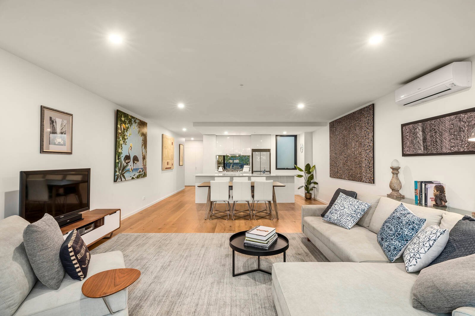 Property Gallery Thumbnail 2
