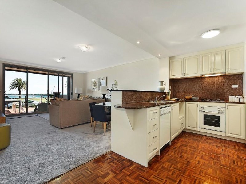 103/315 Beaconsfield Parade, St Kilda West image 2