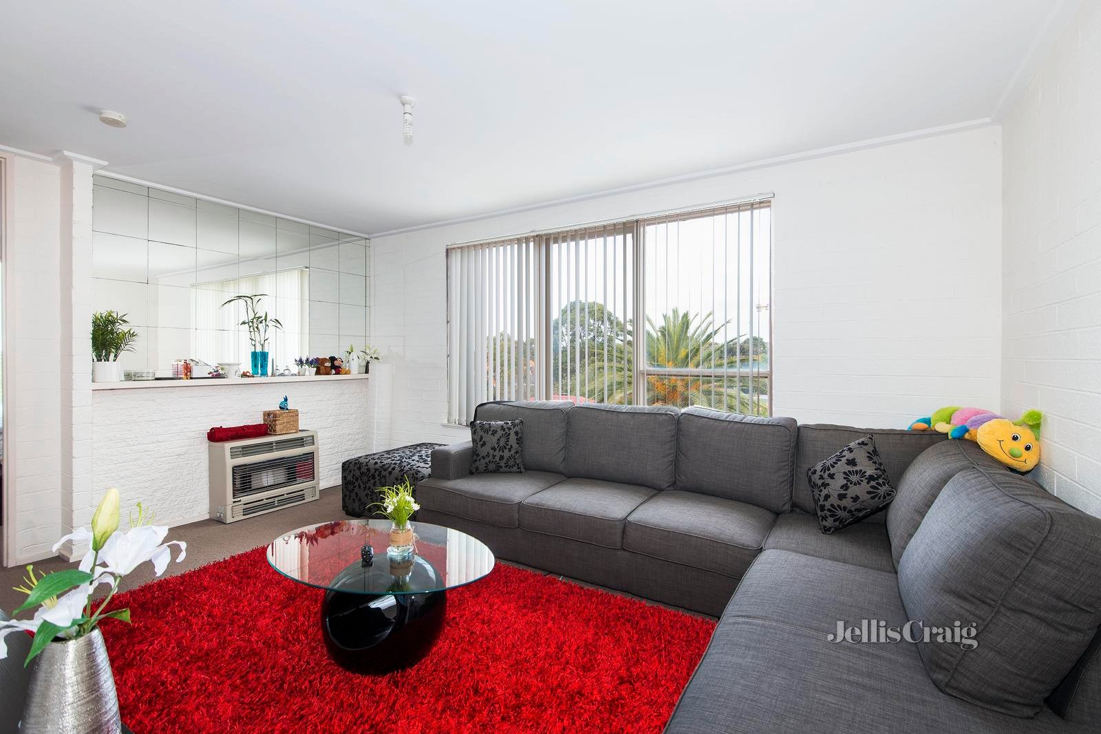 10/332 Pascoe Vale Road, Essendon image 2