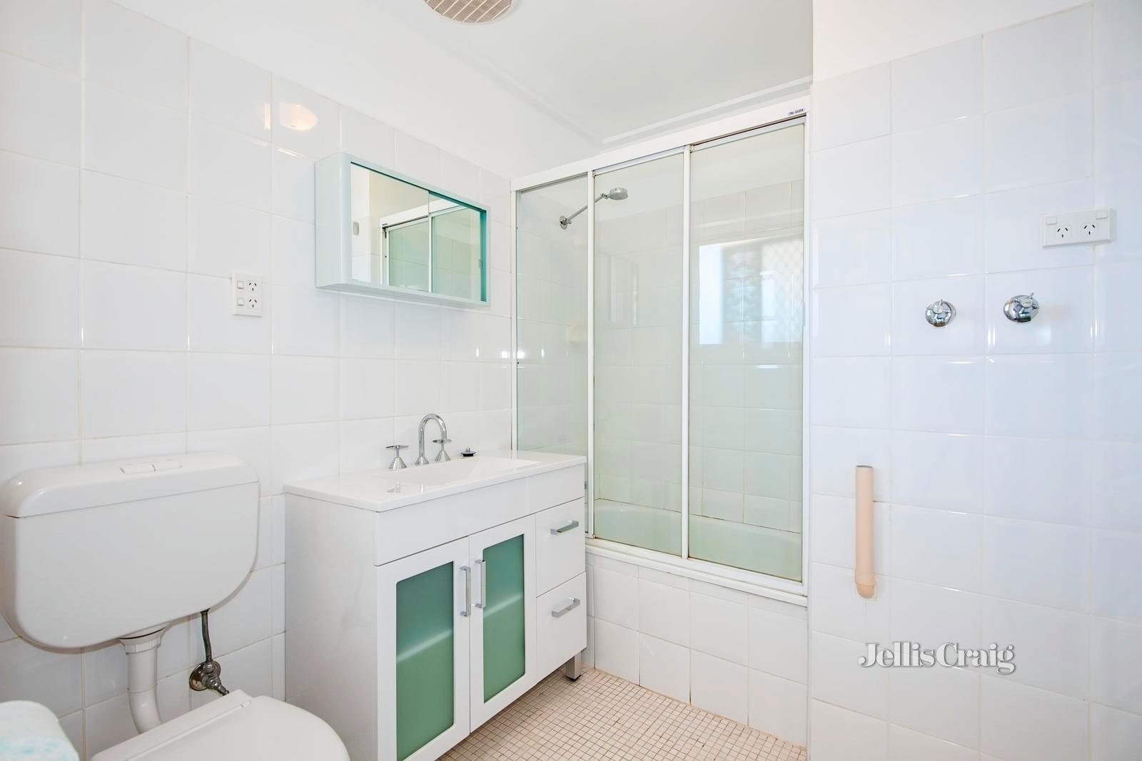 10/332 Pascoe Vale Road, Essendon image 8