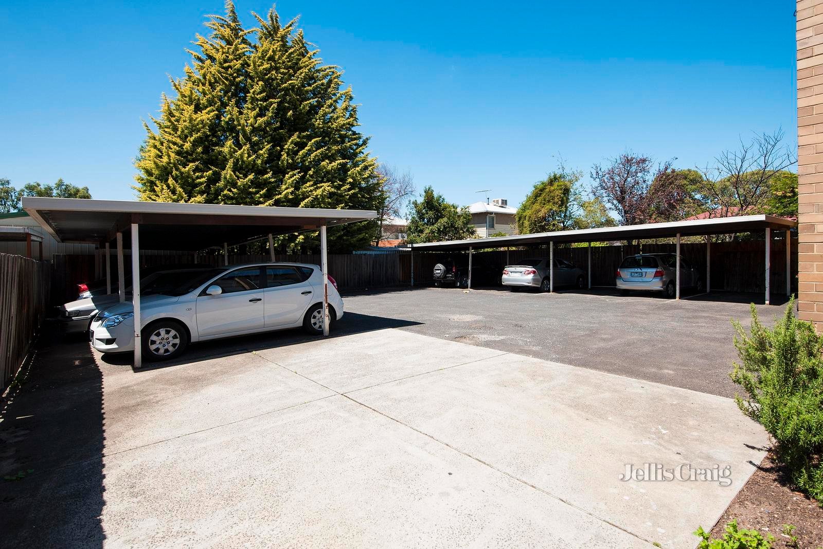 10/332 Pascoe Vale Road, Essendon image 12
