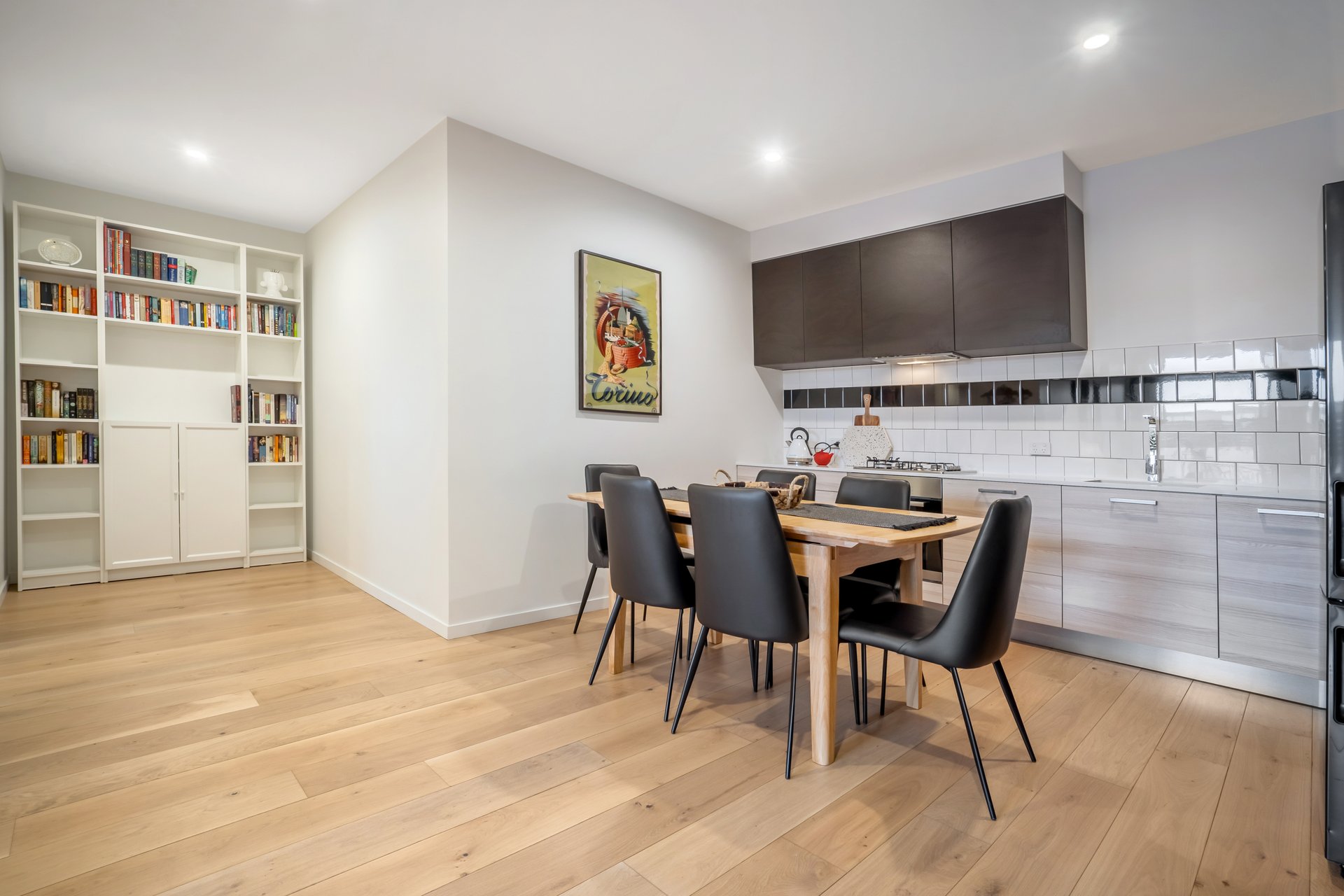 103/324 Pascoe Vale Road, Essendon image 4