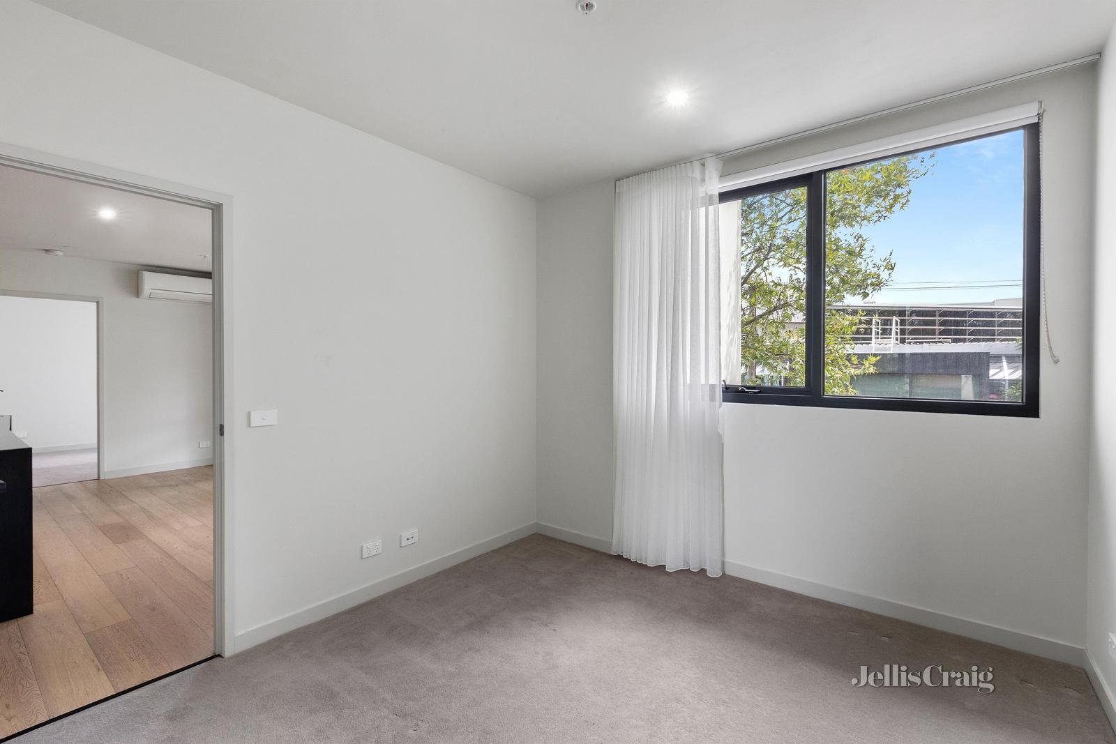 103/340 Whitehorse Road, Balwyn image 4