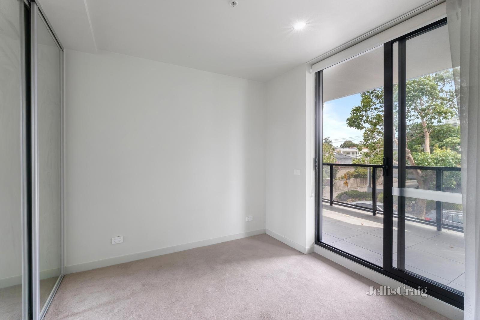 103/340 Whitehorse Road, Balwyn image 5