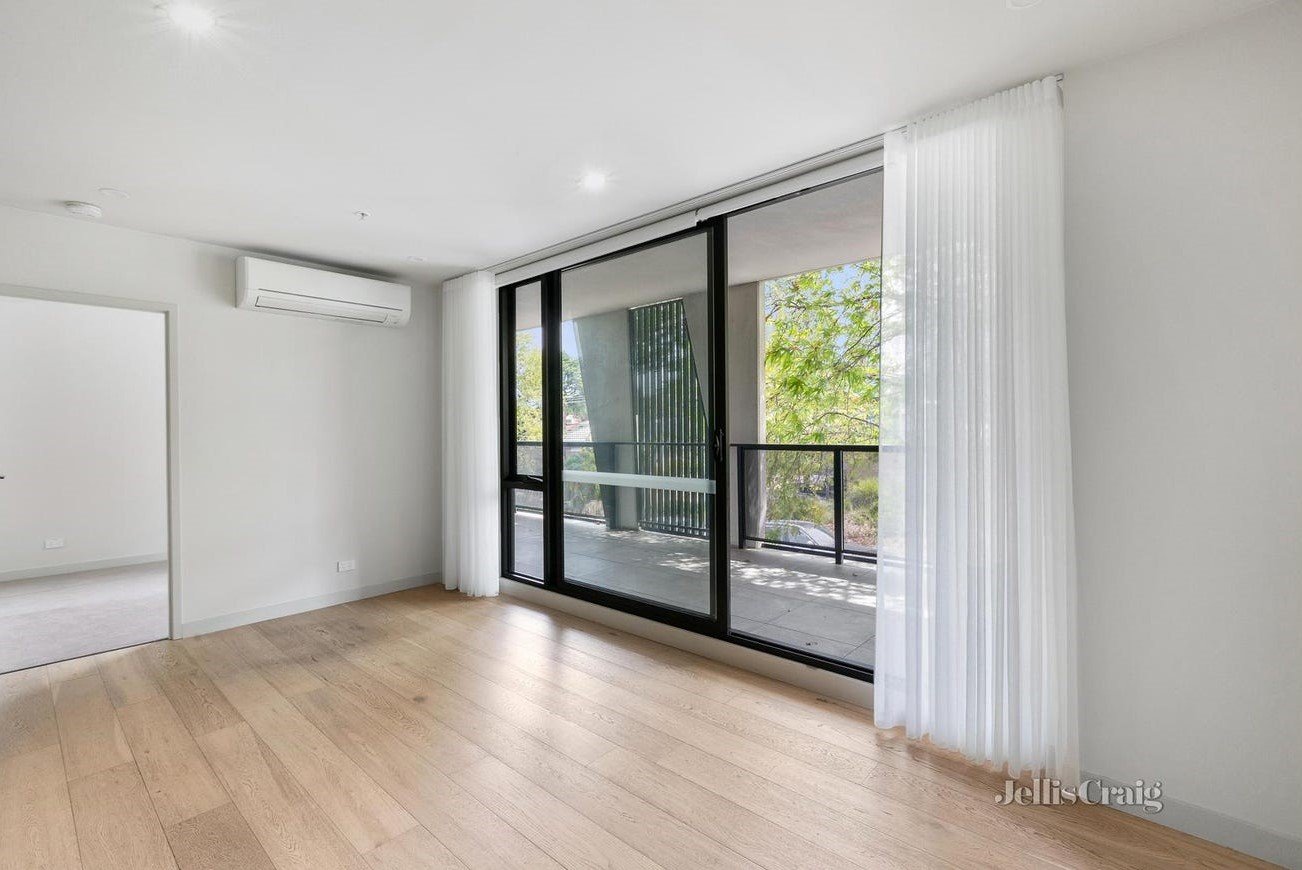 103/340 Whitehorse Road, Balwyn image 4