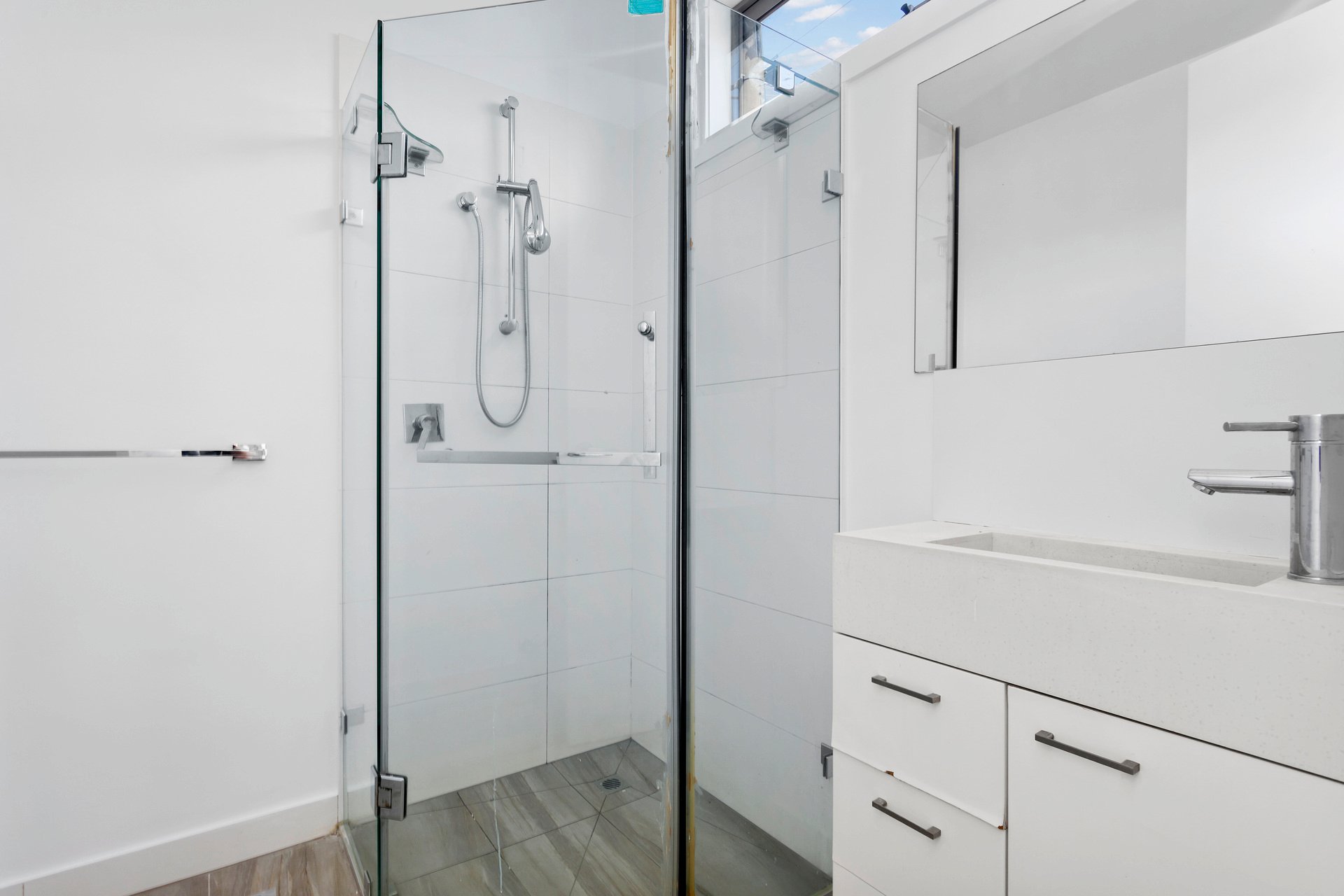 Property Gallery Thumbnail 4