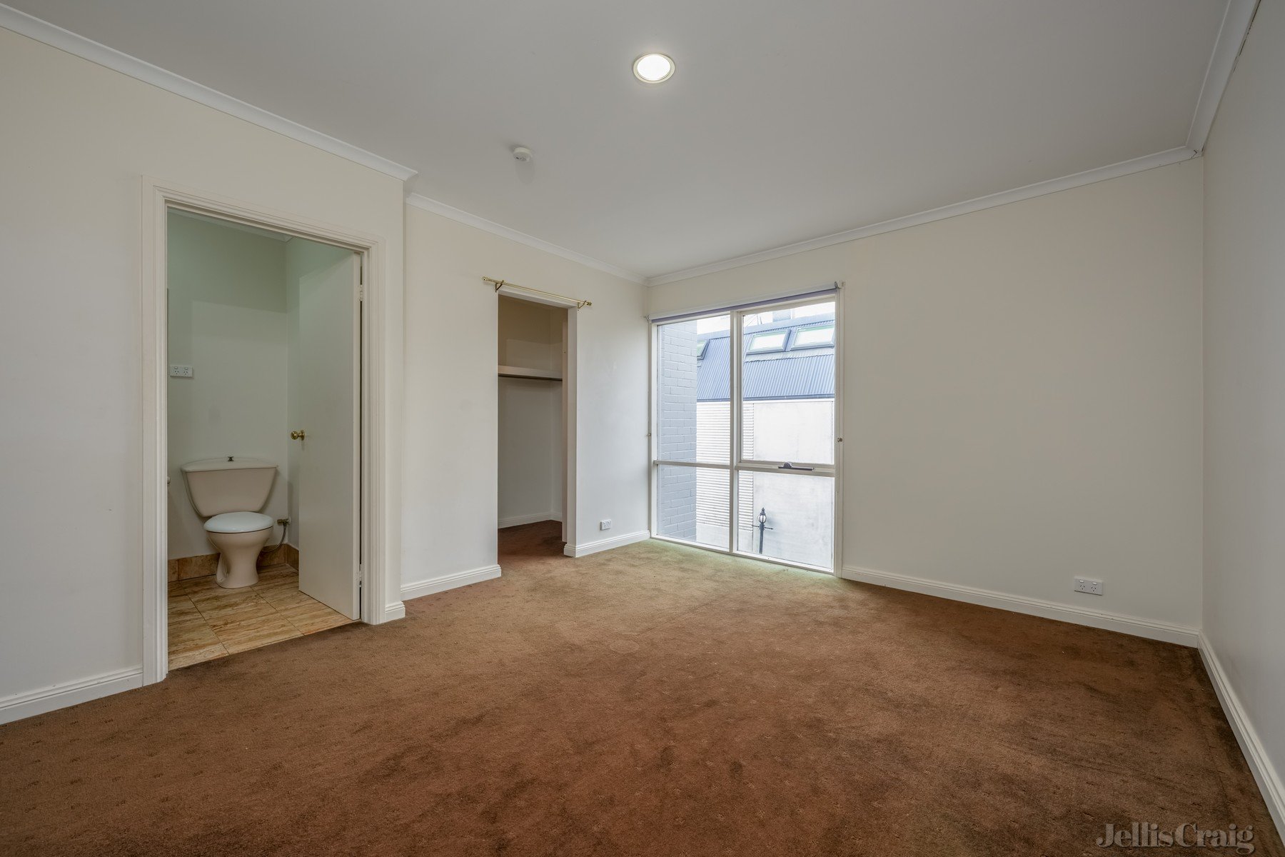 10/339 Flemington Road, North Melbourne image 4