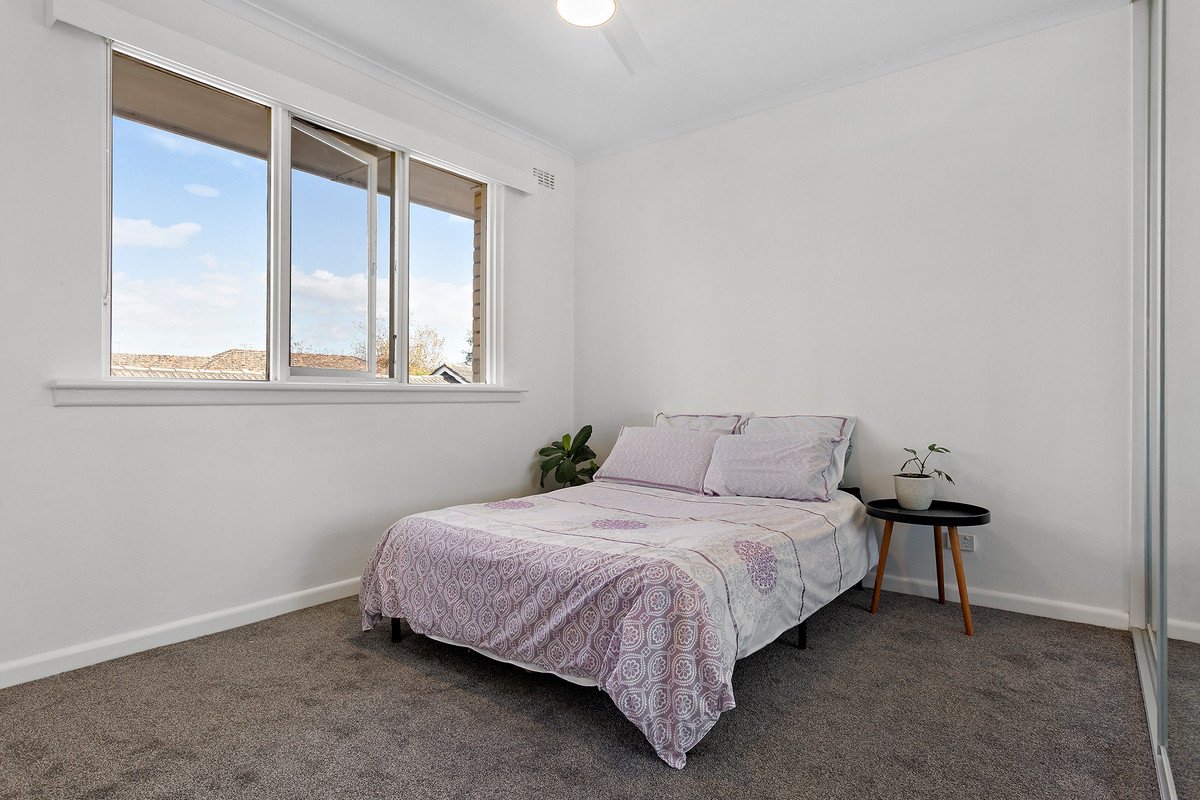 10/34 Weir Street, Balwyn image 5
