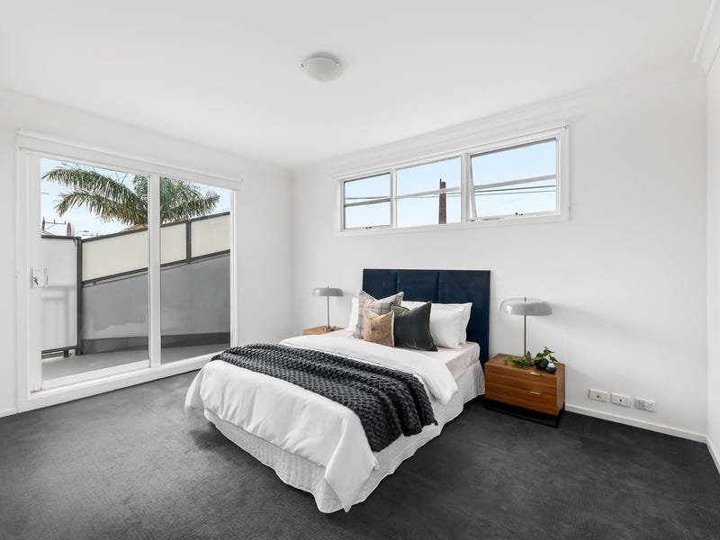 Property Gallery Thumbnail 6