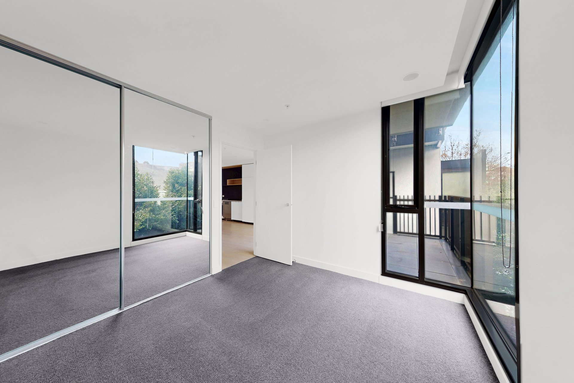 103/5-7 Nepean Highway, Elsternwick image 6
