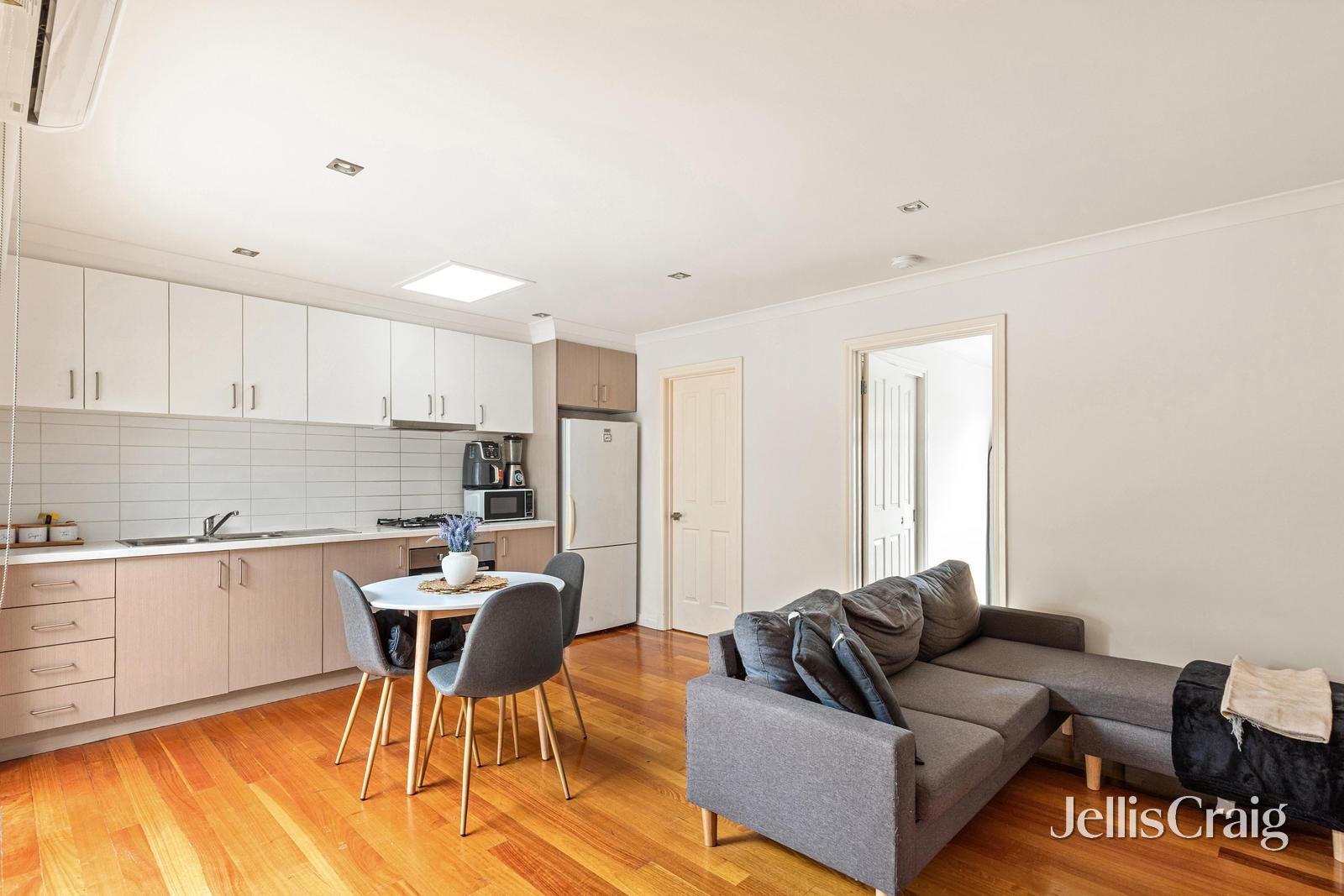 103/6 Central Avenue, Thomastown image 2