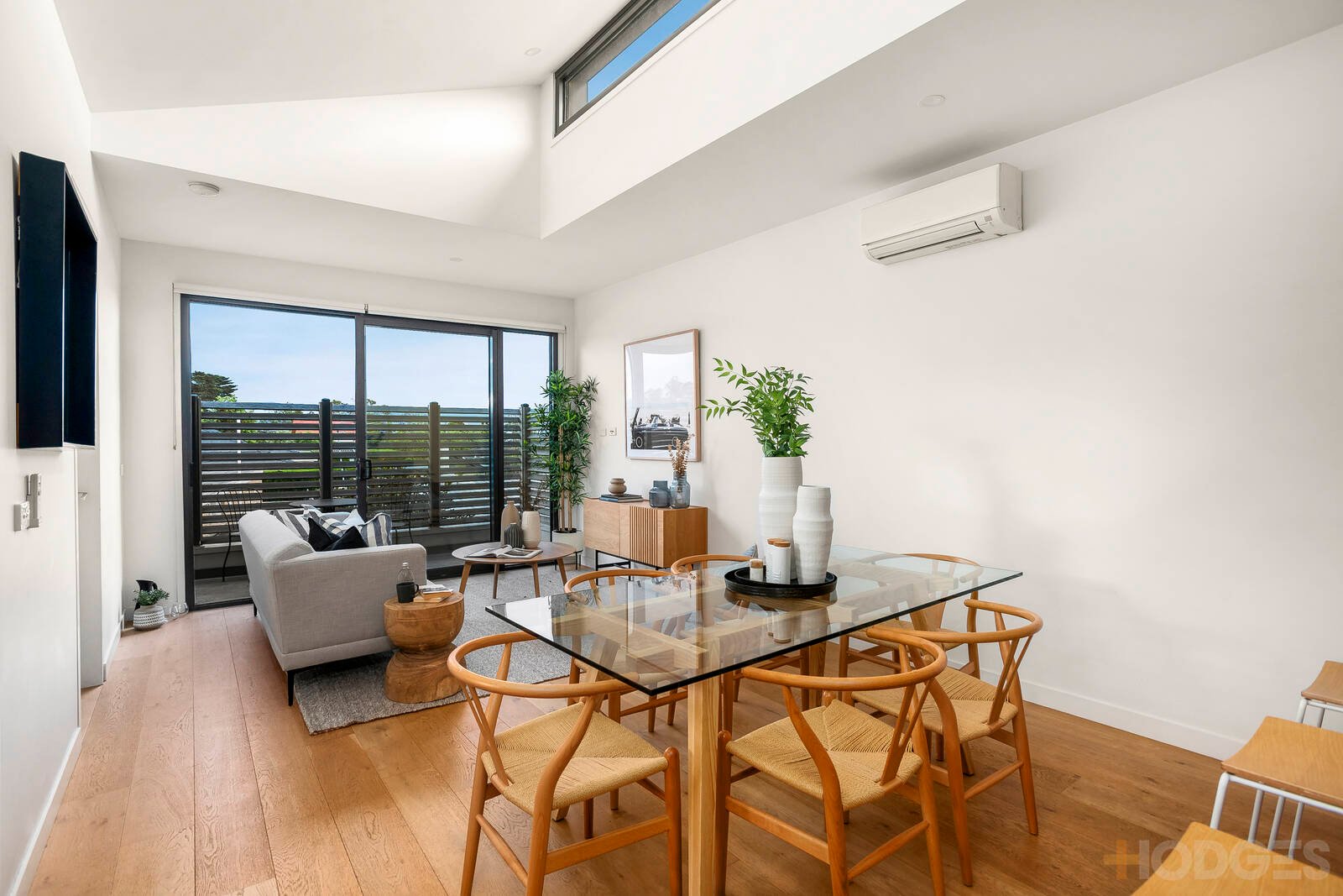 10 / 36 Crisp Street Hampton